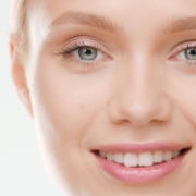 Rigenerare la pelle del viso con il trattamento Ultherapy® Rigenerare la pelle del viso con il trattamento Ultherapy®